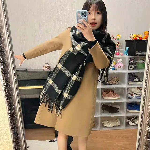 俞兆林 韩版秋冬潮流百搭格子拼色黑白学生保暖 涤纶 绒线围巾 男女同款情侣款