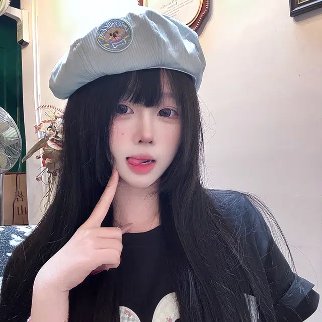 俞兆林 日系可爱甜美卡通兔子贴布夏季薄款透气百搭显脸小画家 腈纶 贝雷帽 女款