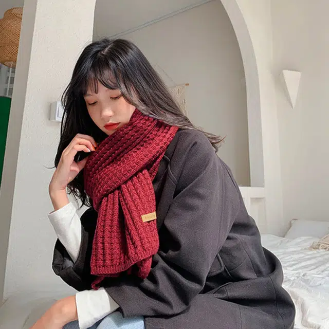 俞兆林 秋冬韩版纯色加厚保暖软糯百搭针织 绒线围巾 女款