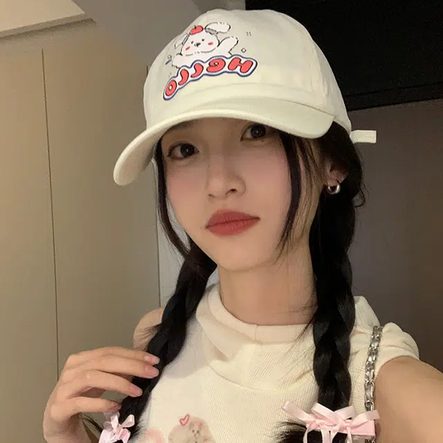 俞兆林 可爱小狗刺绣软顶大头围加宽帽檐透气学生时尚百搭显脸小 棉 鸭舌帽 男女同款情侣款