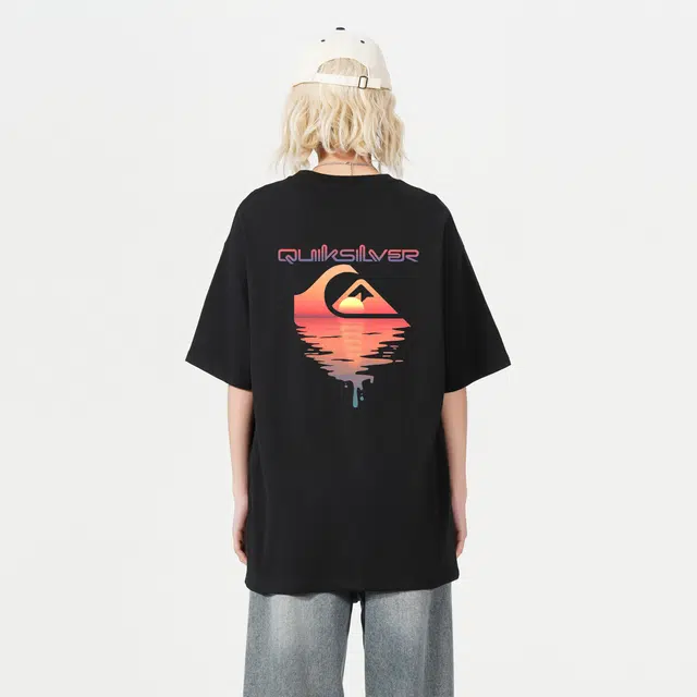 Quiksilver LogoT