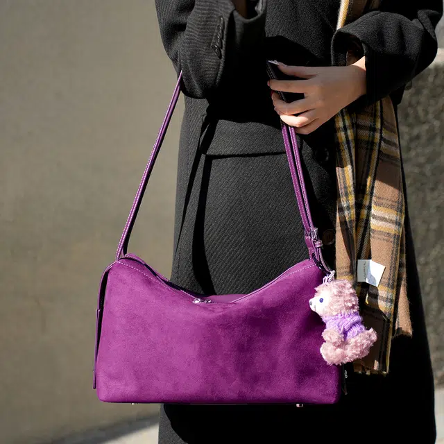 木林森 轻盈休闲时尚百搭 聚氨酯 斜挎单肩包 女款 紫色/深绿色