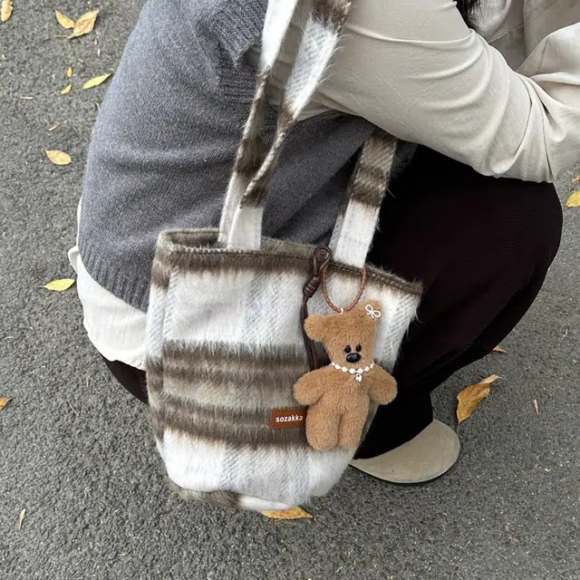 雅鹿 文艺简约复古格子设计 尼龙 单肩包 女款 卡其色