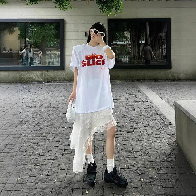 Olivia Share777 ins T