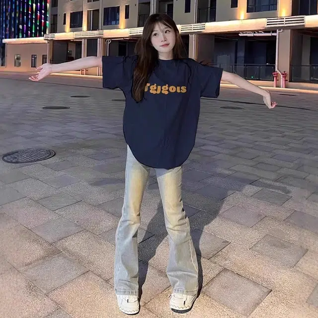 Olivia Share777 ins T