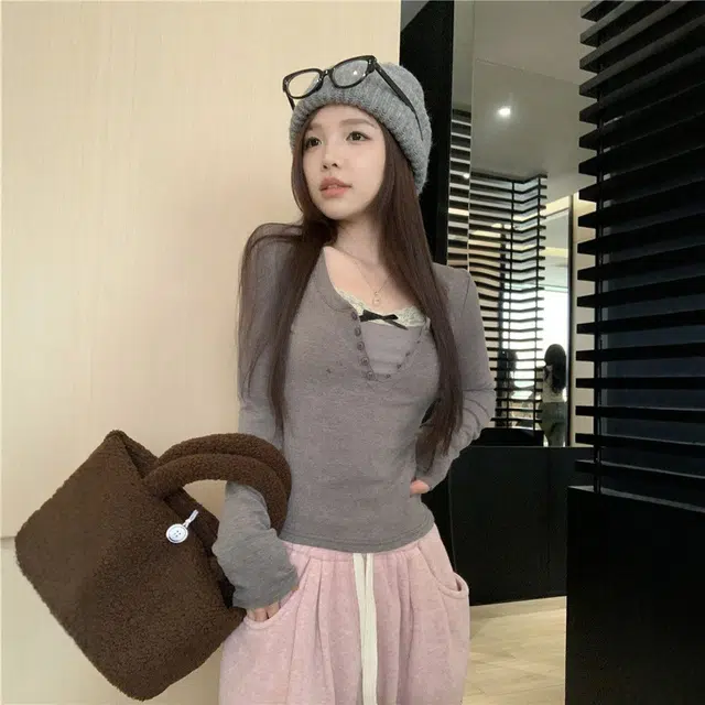 Olivia Share777 T