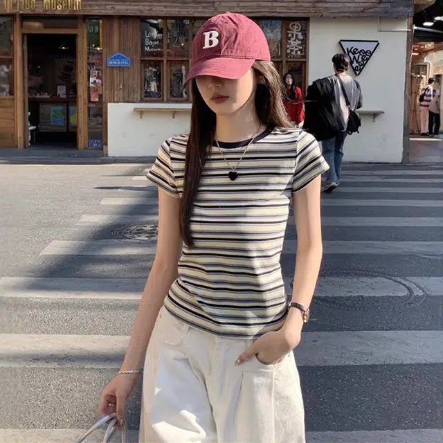 Olivia Share777 T
