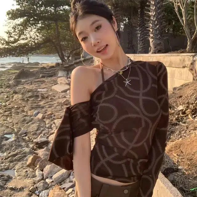 Olivia Share777 T