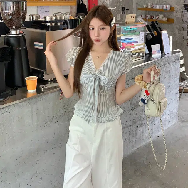 Olivia Share777 V T