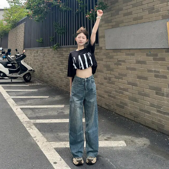 Olivia Share777 ins T