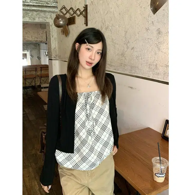 Olivia Share777 U