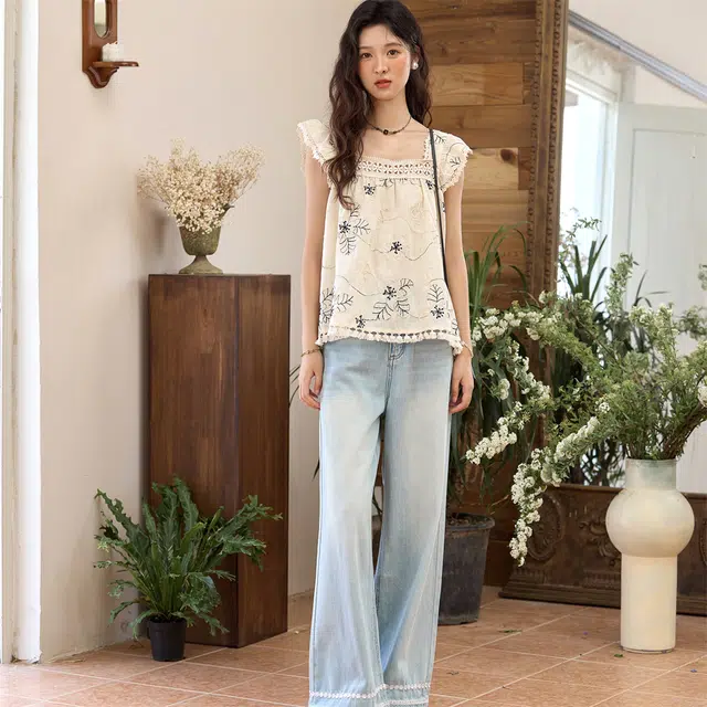 谜秀 方领刺绣娃娃衫碎花短袖翻领法式衬衫 女款
