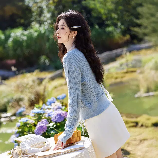 谜秀 通勤长袖简约针织衫 女款 海盐蓝