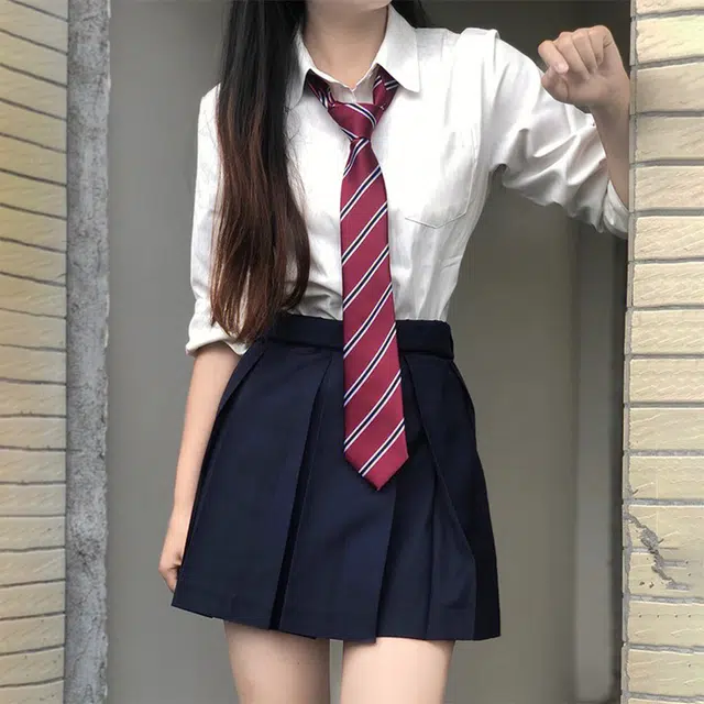 日暮星河 时尚潮流舒适休闲短裙 女款