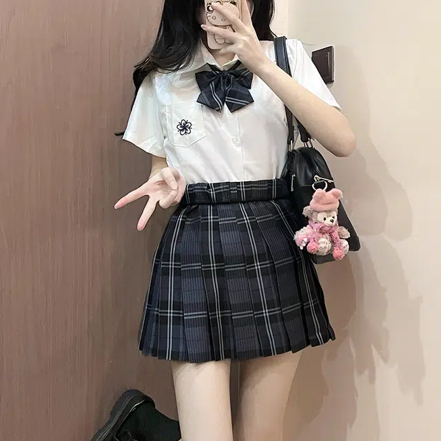 日暮星河 白色上衣夏季日系学院风百搭宽松衬衣短袖衬衫 女款 樱时中白衬