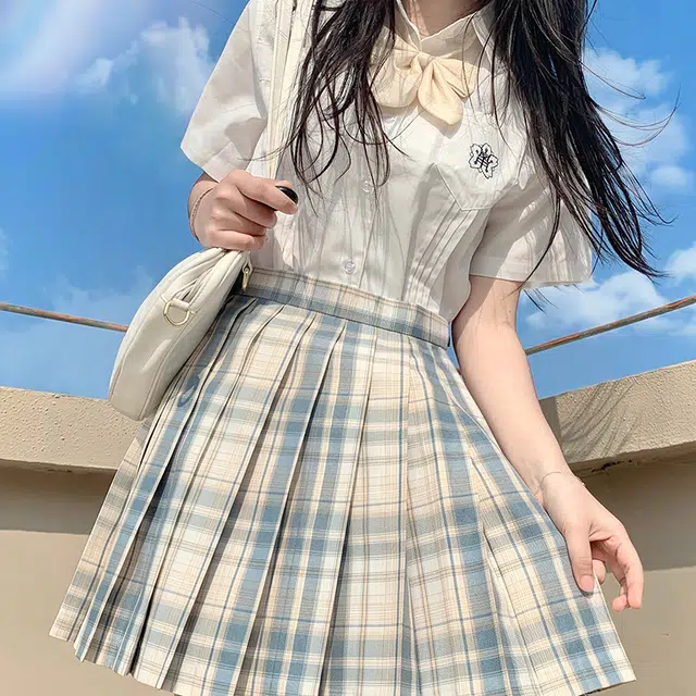 日暮星河 学院风风琴褶打底内搭短袖衬衫 女款