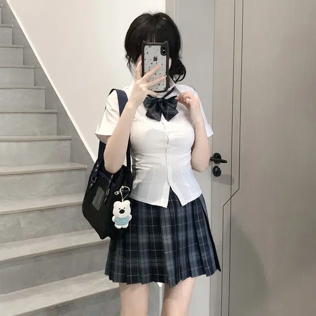 日暮星河 学院风格子百褶裙短袖上衣两件套衬衫套装 女款