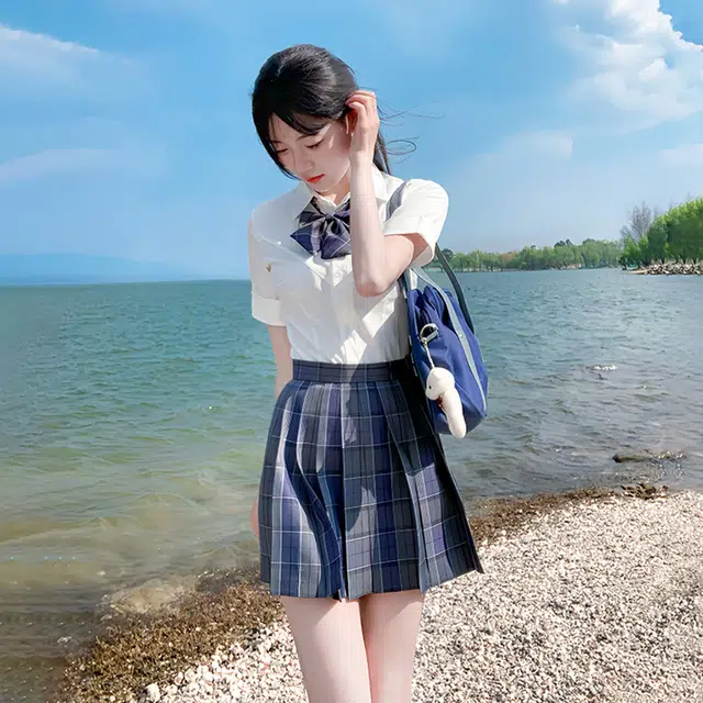 日暮星河 短裙高腰设计学生学院风百褶半身制服 女款