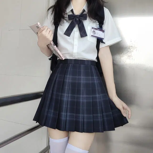 日暮星河 学院风舒适合身高腰裙装套装 女款