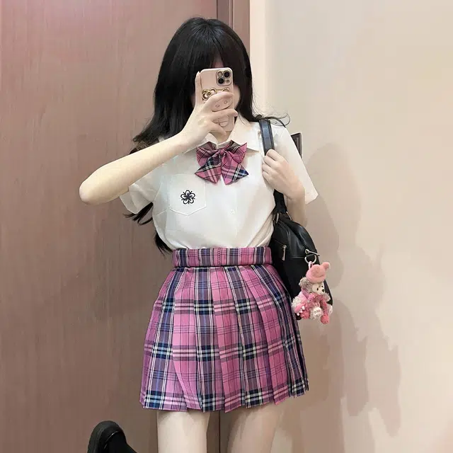 日暮星河 东京涩莓制服辣妹纯欲风百搭叠穿内搭白色衬衣格裙裙装套装 女款
