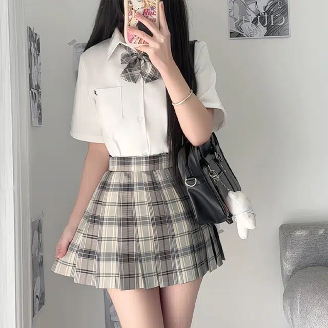日暮星河 时尚舒适百搭短袖衬衫 女款 小竹白衬衫