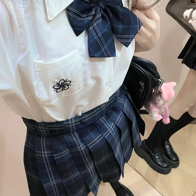 日暮星河 白色上衣夏季日系学院风百搭宽松衬衣短袖衬衫 女款 樱时中白衬