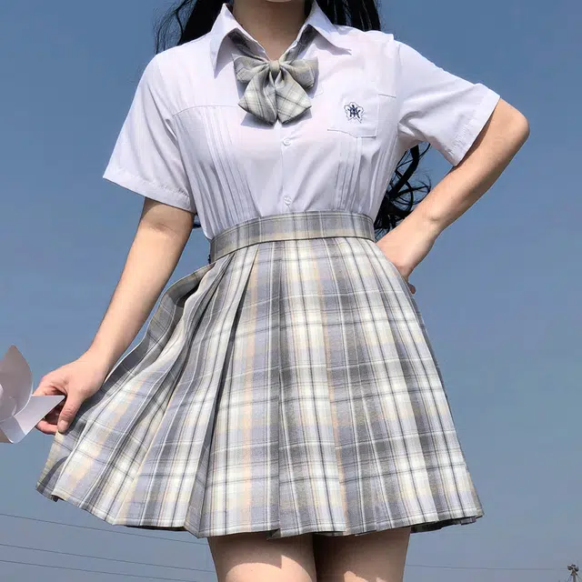 日暮星河 日系学院风校供收腰通勤时尚休闲短袖两件套衬衫套装 女款