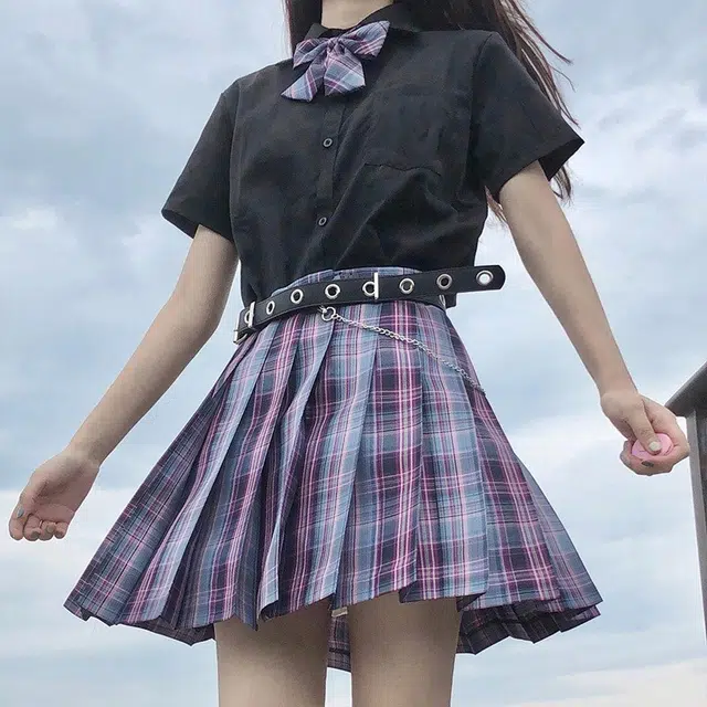 日暮星河 黑色基础款纯色简约休闲百搭时尚短袖衬衫 女款 黑色