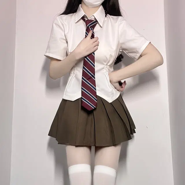 日暮星河 开叉收腰衬衫 纯色短袖夏季纯欲风辣妹收腰衬衫 女款