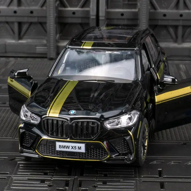 BABYS 1ST X5MSUV 132