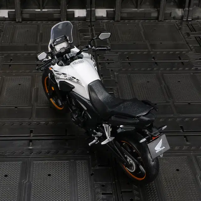 BABYS 1ST CB400X 112