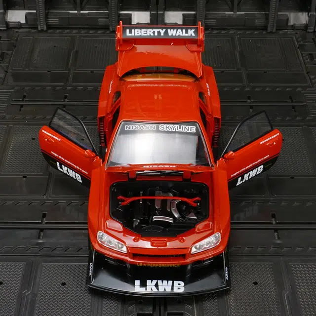 BABYS 1ST GT-R34 SKYLINE
