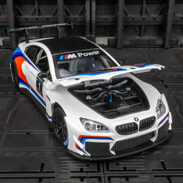 BABYS 1ST M6 GT3 124