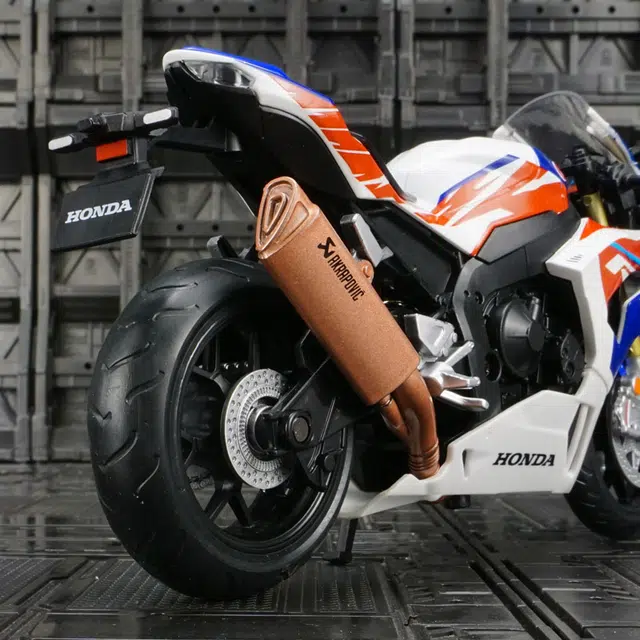 BABYS 1ST CBR1000RR-R 112