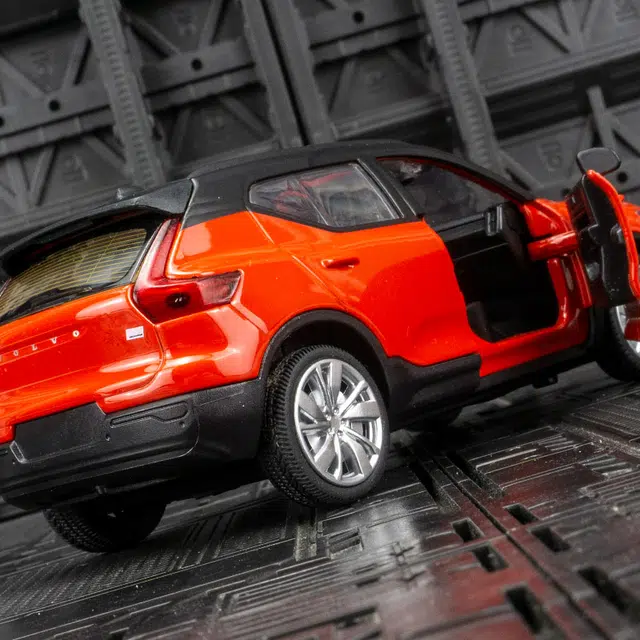BABYS 1ST XC40