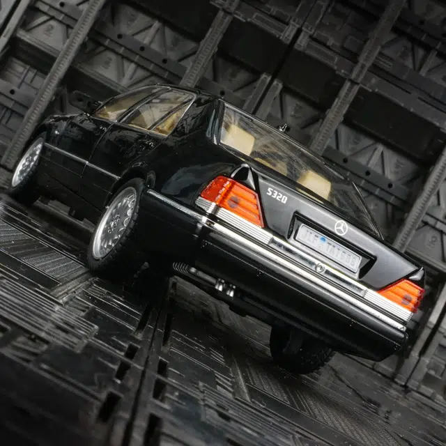 BABYS 1ST W140 S320 124
