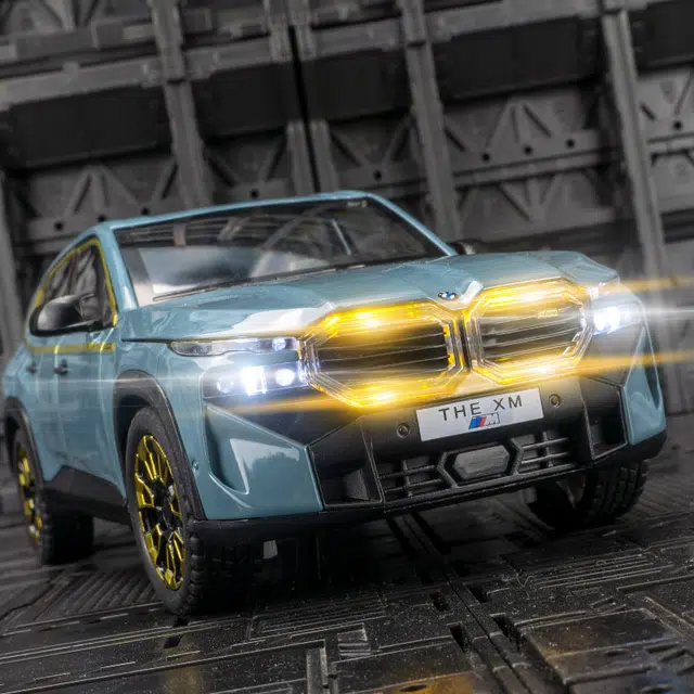 BABYS 1ST XMSUV