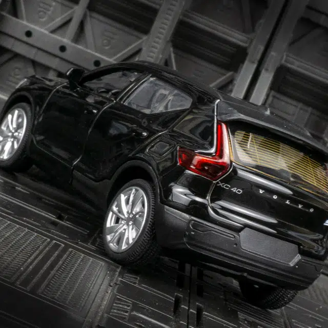 BABYS 1ST XC40