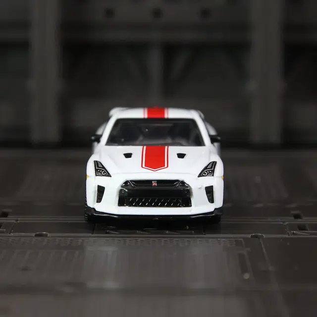 BABYS 1ST GT-R