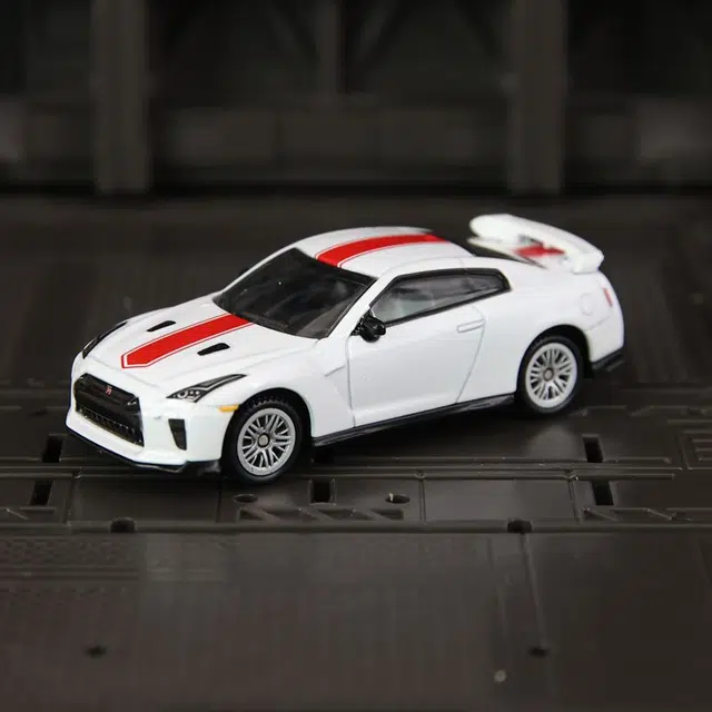 BABYS 1ST GT-R