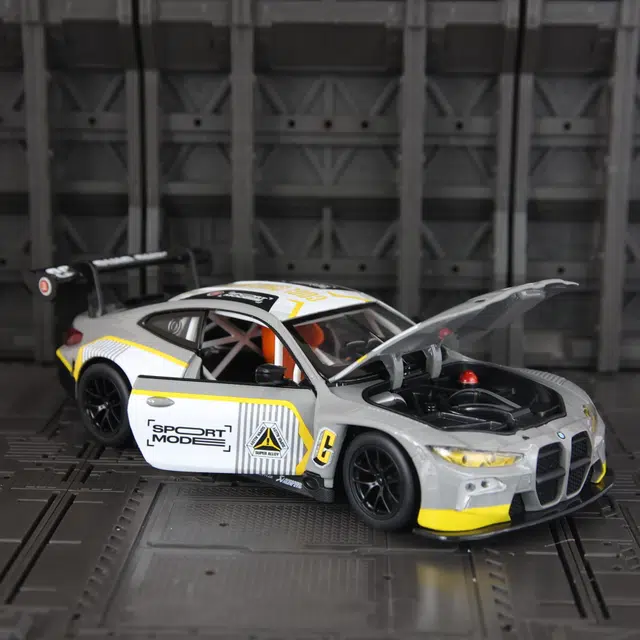 BABYS 1ST M4 GT3