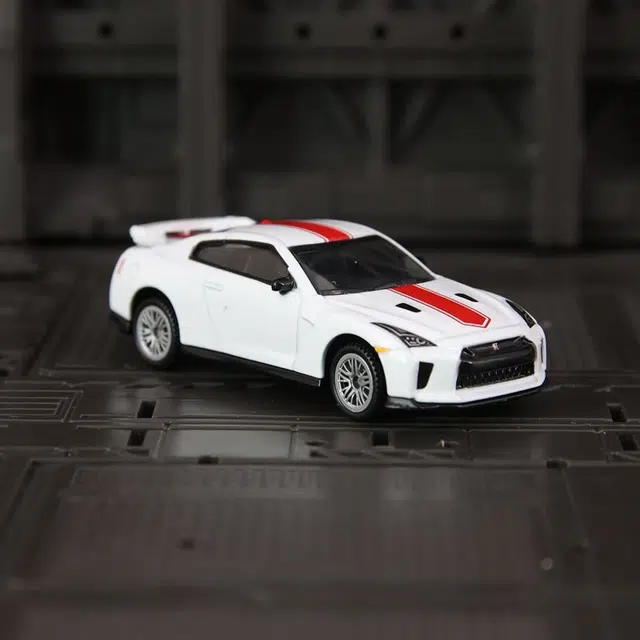 BABYS 1ST GT-R
