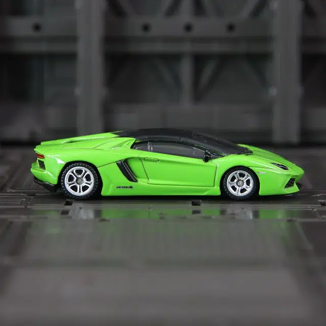 BABYS 1ST LP700-4
