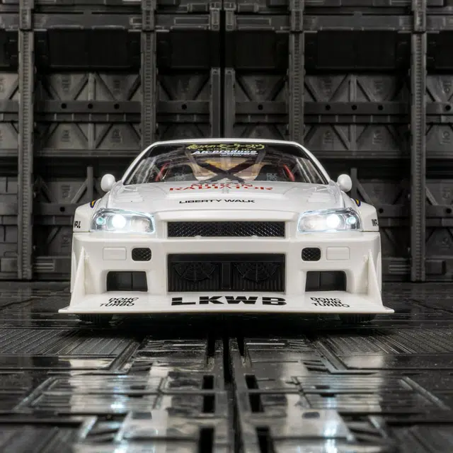 BABYS 1ST GT-R34 SKYLINE