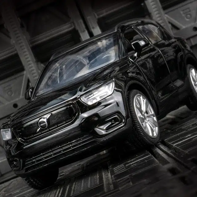 BABYS 1ST XC40