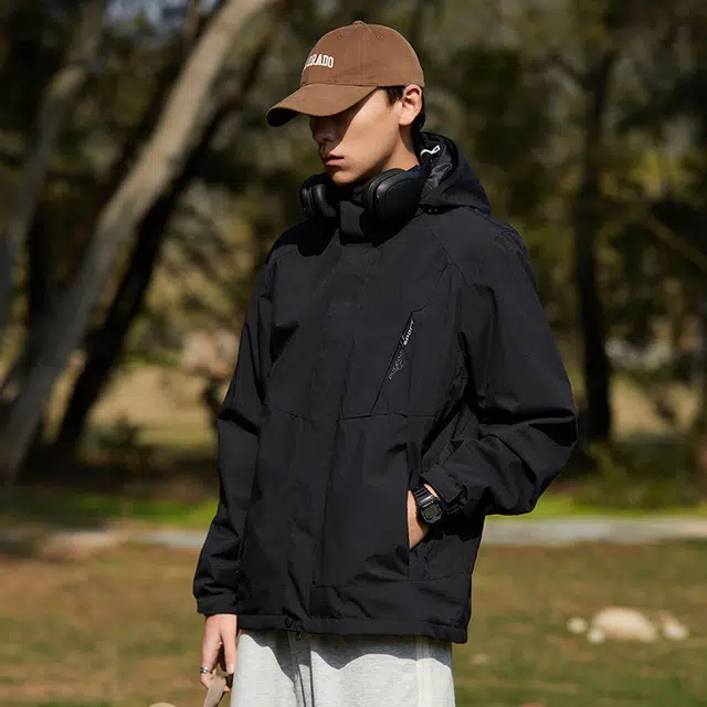 雅鹿  美式复古休闲拼色三合一连帽设计感户外山系保暖百搭 冲锋衣 男女同款