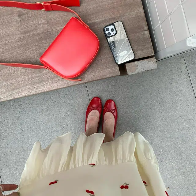 缪斯的诱惑 法式碎花裙子女夏季爆款气质漂亮高级感长裙吊带连衣裙 女款