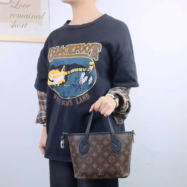 LV NEVERFULLBandoulire INSIDE OUT BBdiy