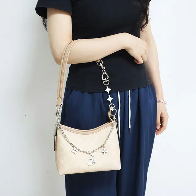 coachLaurel19mini