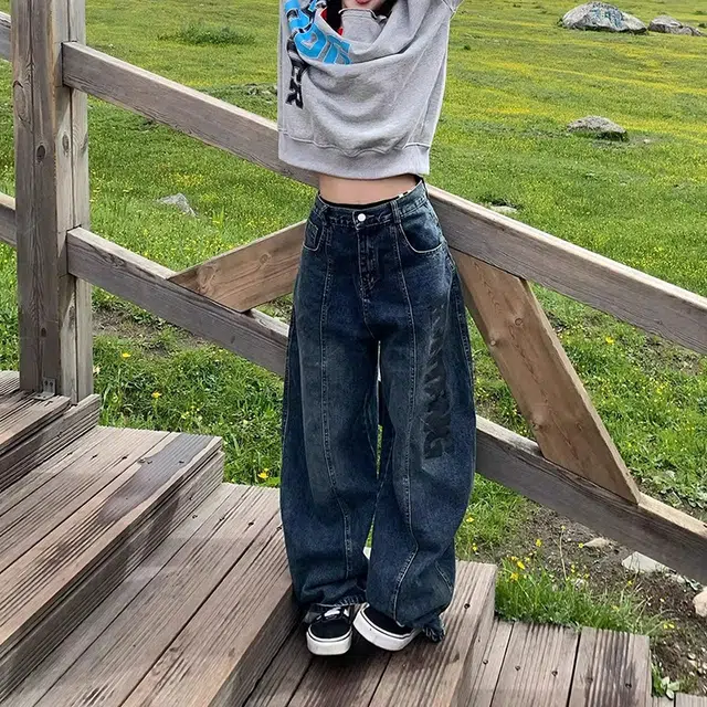 如续 潮流大码美式复古字母印花弯刀长裤宽松阔腿裤休闲舒适百搭牛仔裤 女款